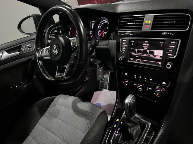 VOLKSWAGEN Golf 1.6 TDI 110 CV DSG 5p. Sport Edition R-LINE