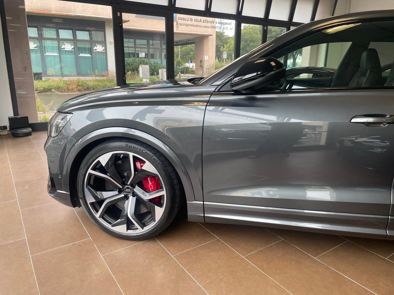 Audi Q8 RS TFSI V8 quattro tiptronic
