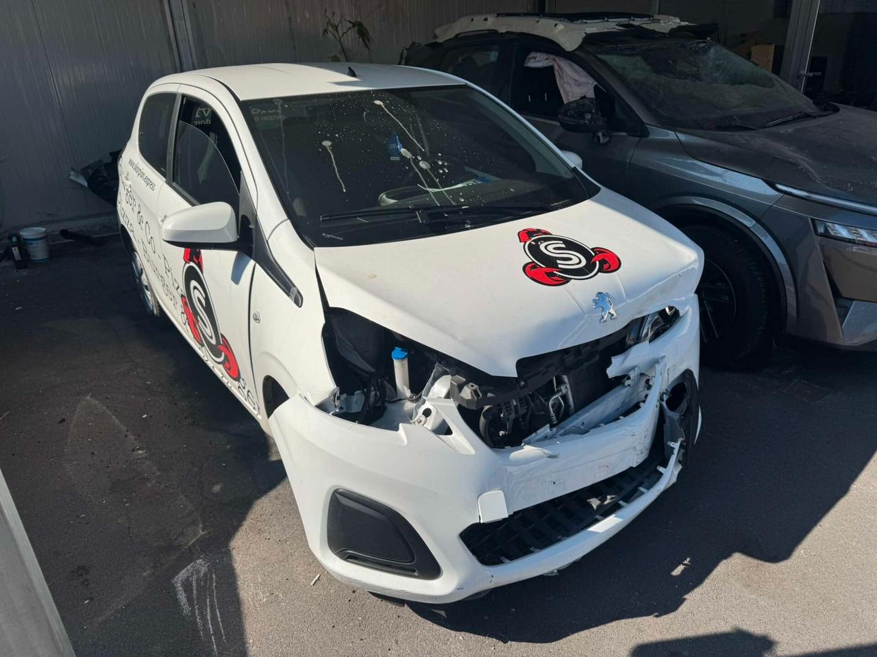 Peugeot 108 1.0 5P-2022
