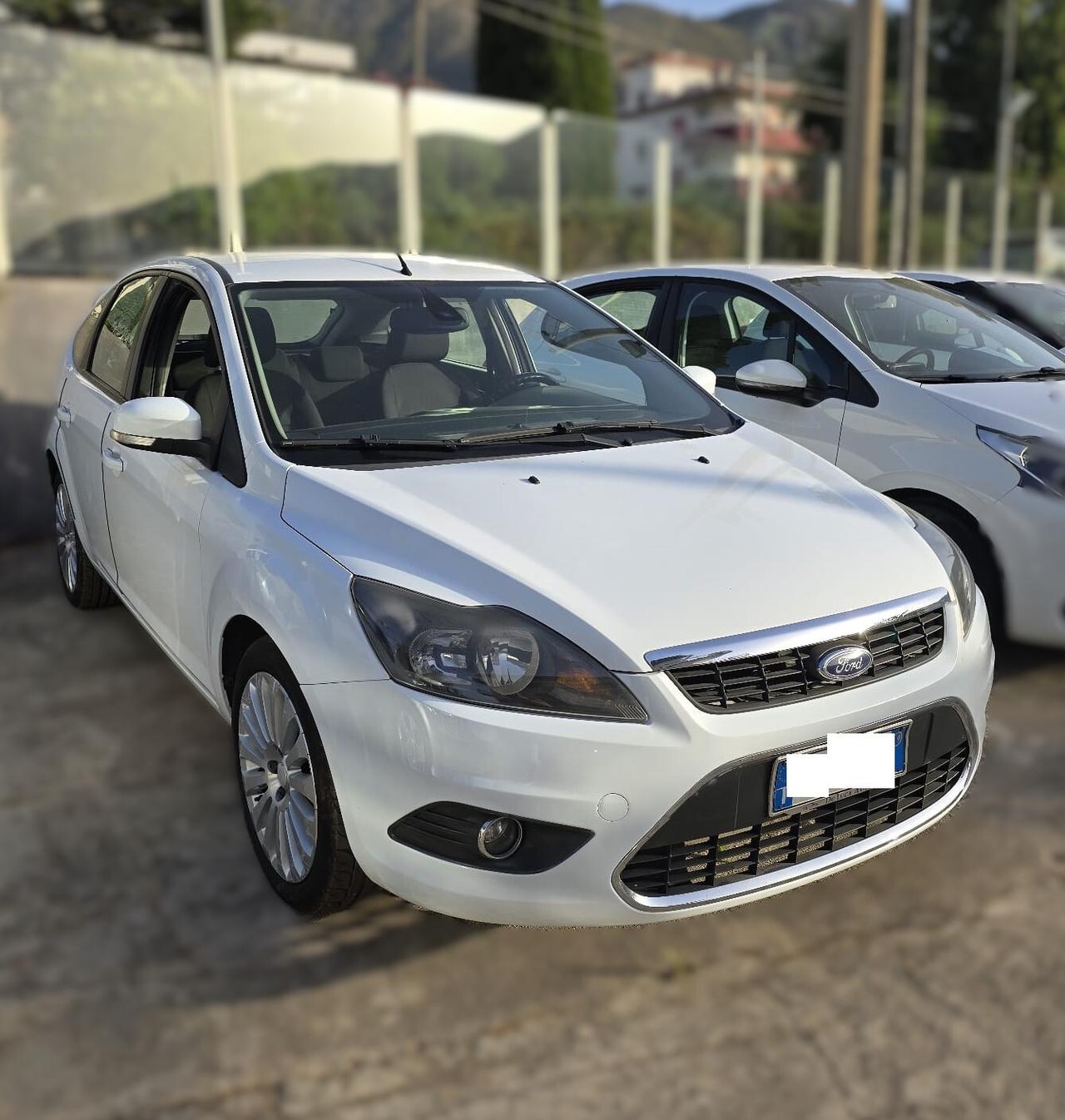 Ford Focus 2.0 (145CV) 5p. Bz.- GPL Tit.