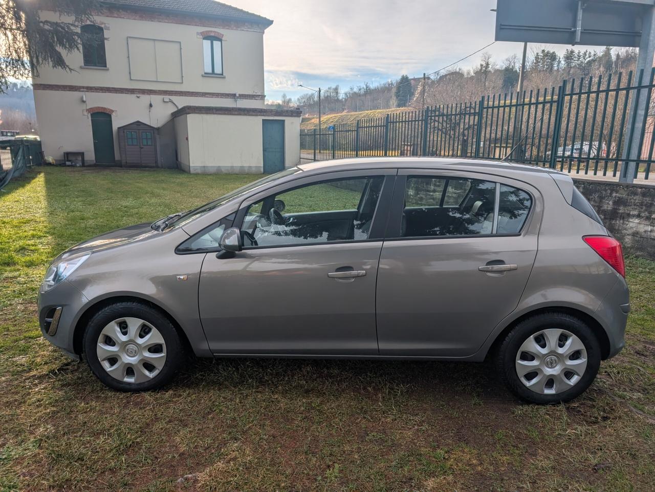 Opel Corsa 1.2 5 porte Elective Unico Propr OK NEOP.