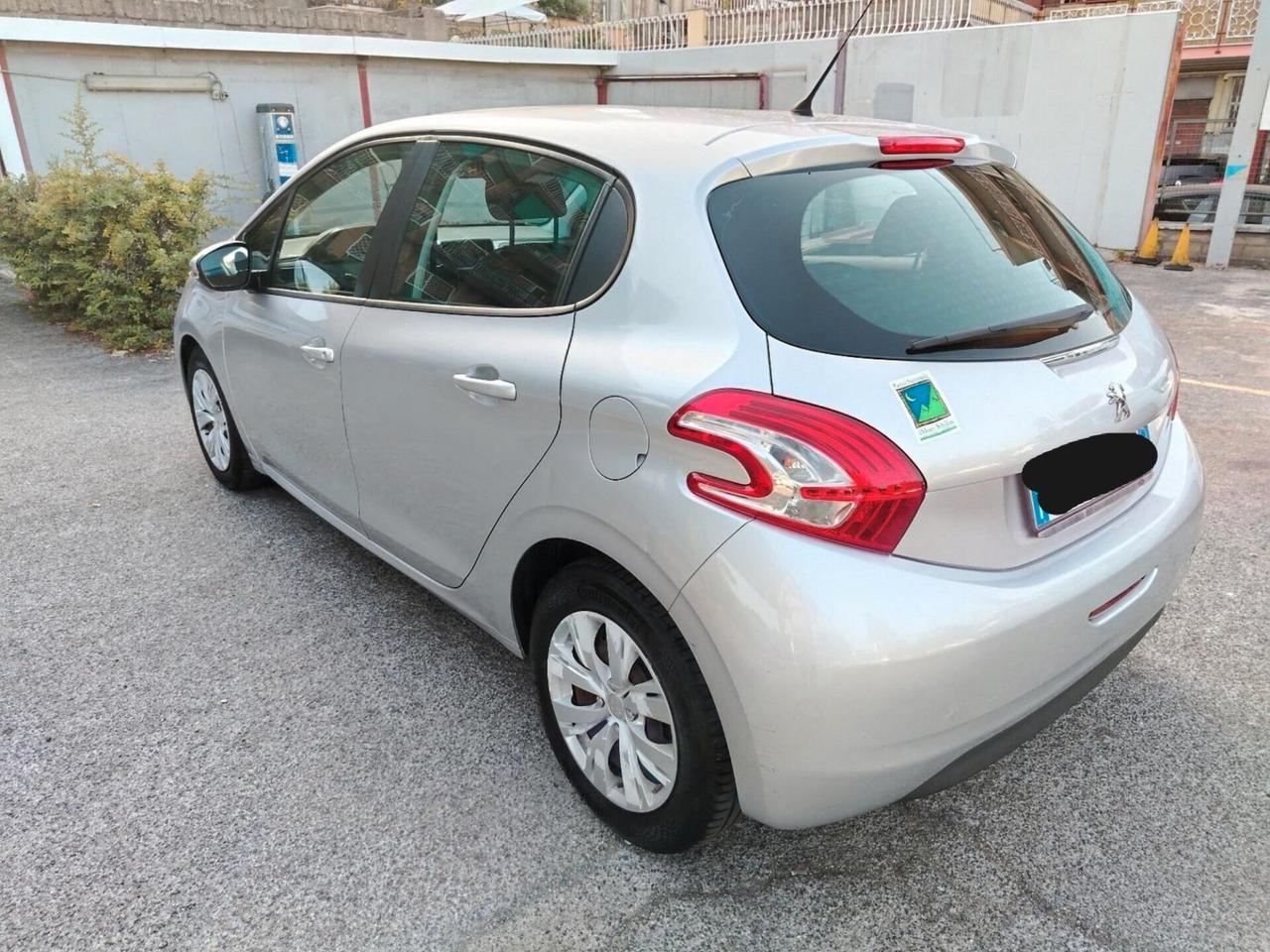 Peugeot 208 1.4 VTi 95 CV 5p. GPL Access