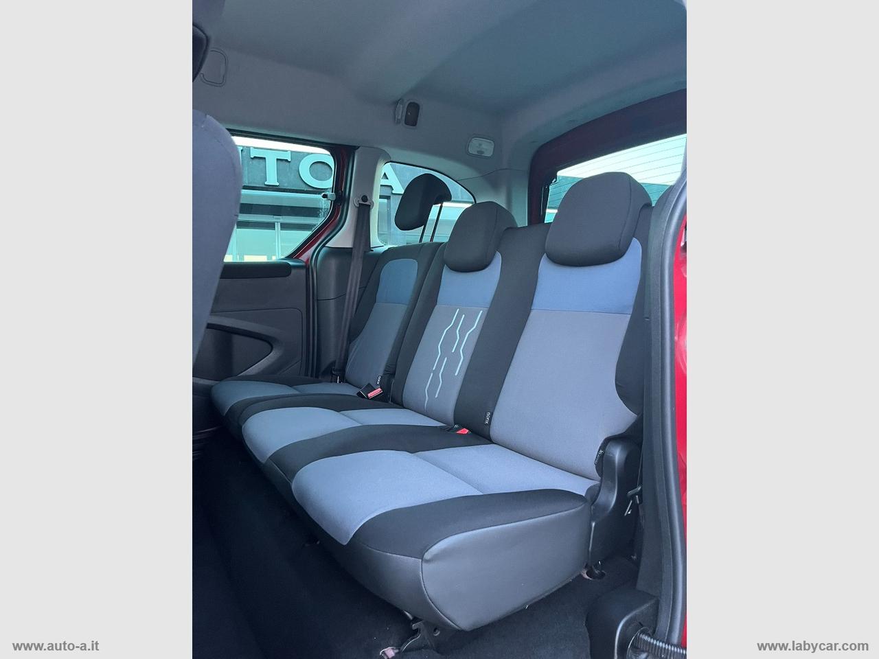 PEUGEOT Partner Tepee VTi 120 Active