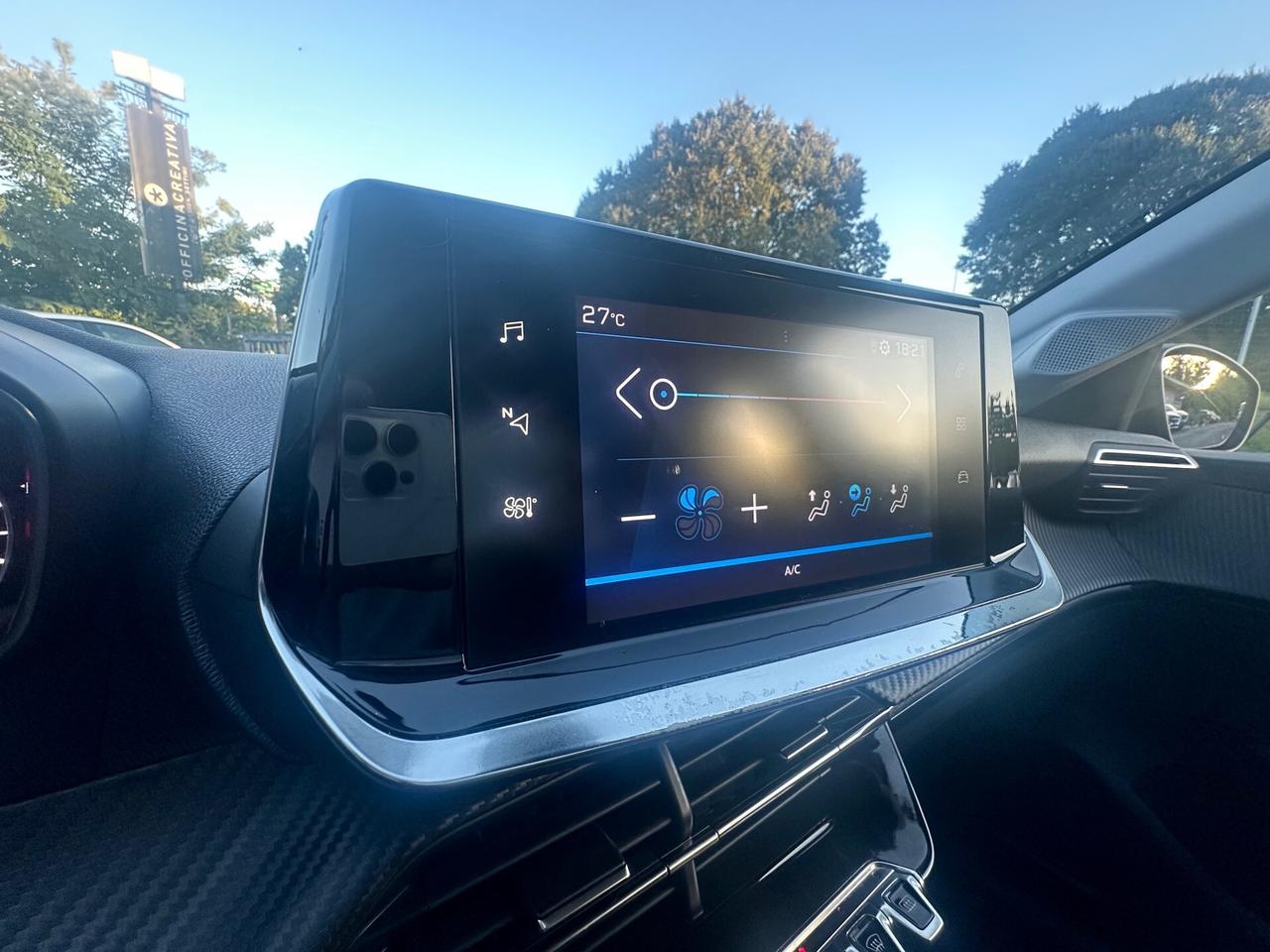 Peugeot 208 PureTech 75 Stop&Start 5 porte Active APPLE CAR PLAY RESTYLING PERMUTE GARANZIA RATE