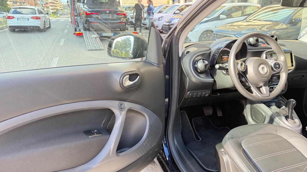 Smart ForTwo 90 0.9 Turbo Prime BLU PARISINE LED NAVI PDC PANORAMA BLUETOOTH CERCHI 17 PELLE BRACCIOLO