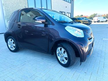 Toyota iQ 1.0 Multidrive