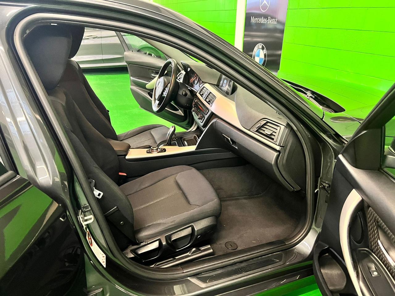 Bmw 320 320d xDrive Touring Msport