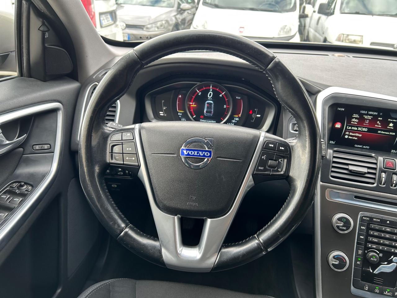 Volvo XC 60 XC60 D4 R-design Momentum Euro6