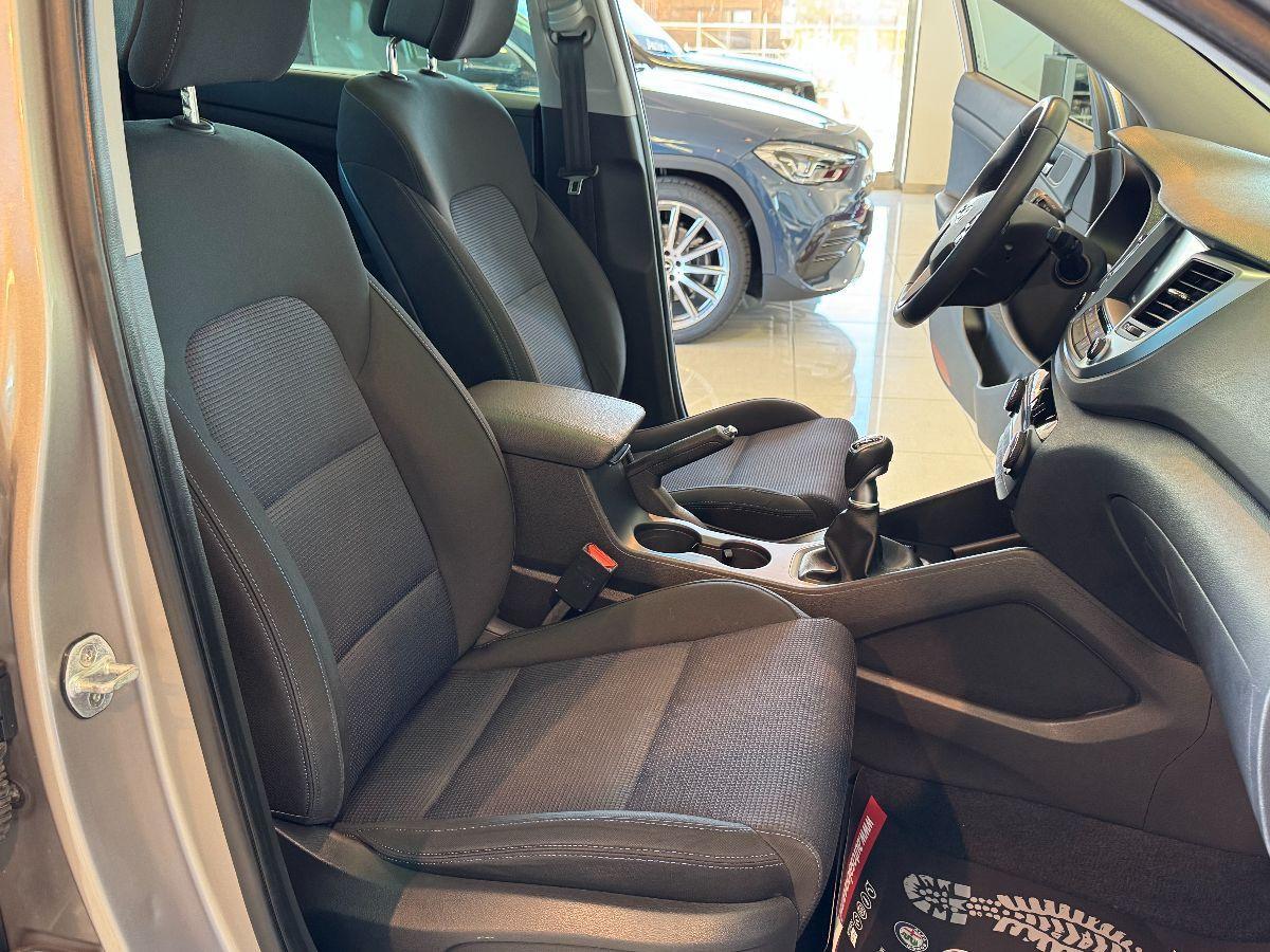 HYUNDAI Tucson 1.7 CRDi XPossible Tetto Cerchi 19