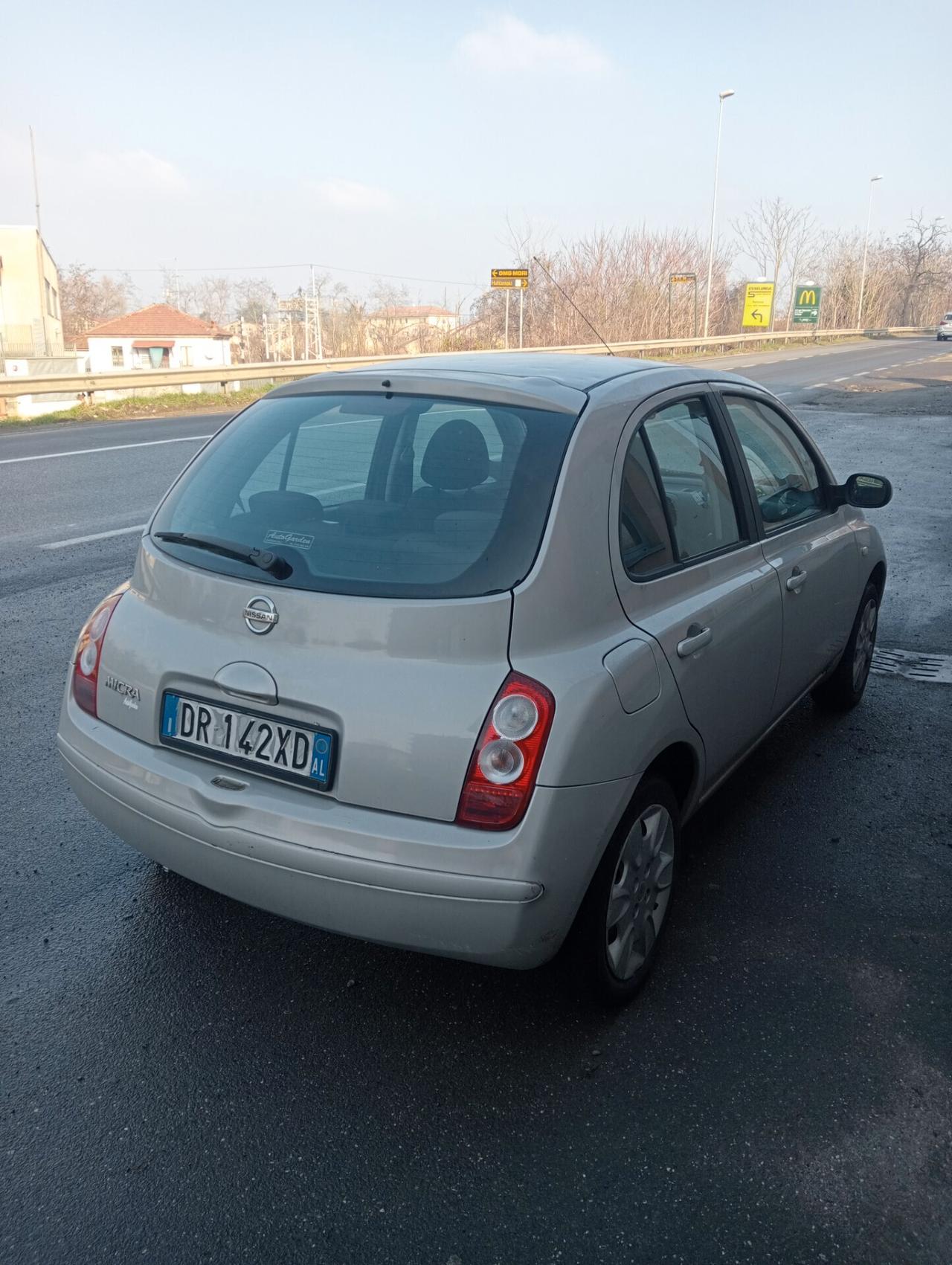 Nissan Micra 1.2 16V 5 porte Jive X Neopatentati