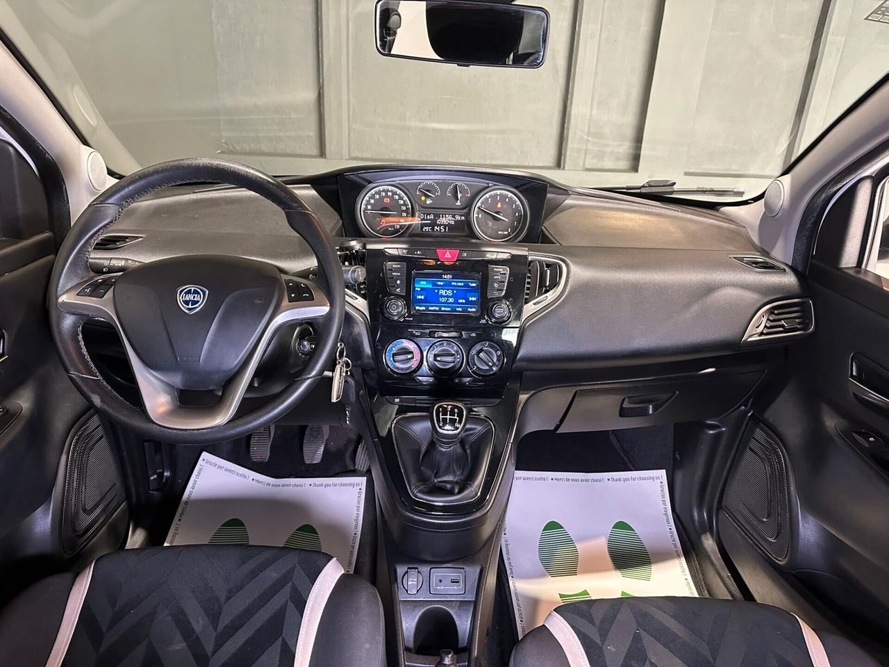 Lancia Ypsilon 1.2 69 CV 5 porte Gold (PER NEOPATENTATI)