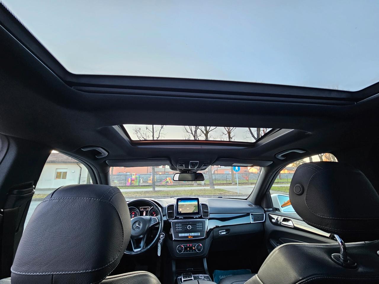 Mercedes-benz GLE 350 d 4Matic STRAFUL 135.MILA KM