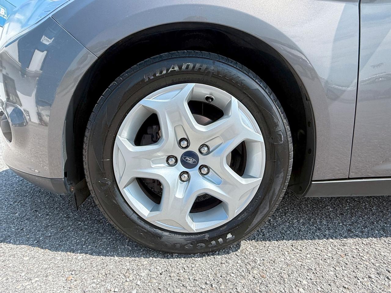 Ford Focus 1.6 120 CV GPL