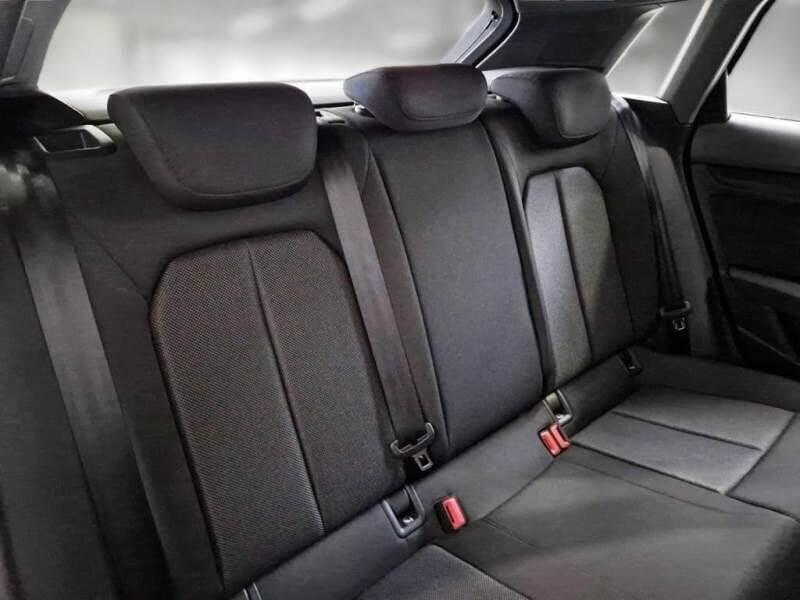 Audi A3 A3 SPB 30 g-tron S tronic S line edition