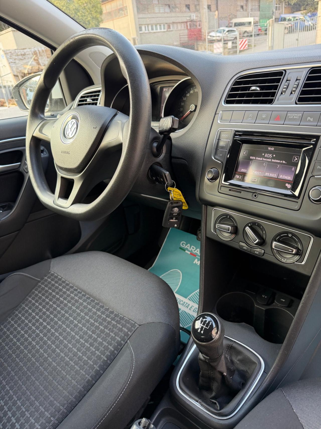 Volkswagen Polo 1.4 TDI 75cv - NEOPATENTATI E6