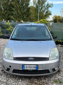 Ford Fiesta 1.4 16V 5p. Zetec - NEOPATENTATI