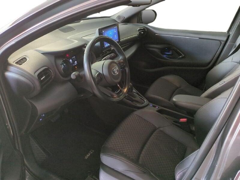 Toyota Yaris Hybrid Lounge MY22