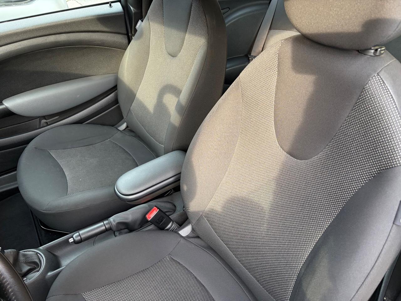 Mini 2.0 16V Cooper D Automatica