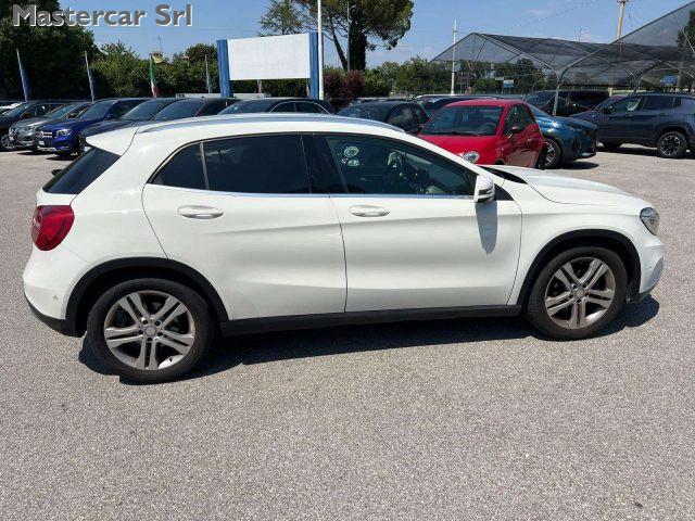 MERCEDES-BENZ GLA 220 GLA-X156 2014 d (cdi) Sport 4matic 170cv auto - EV