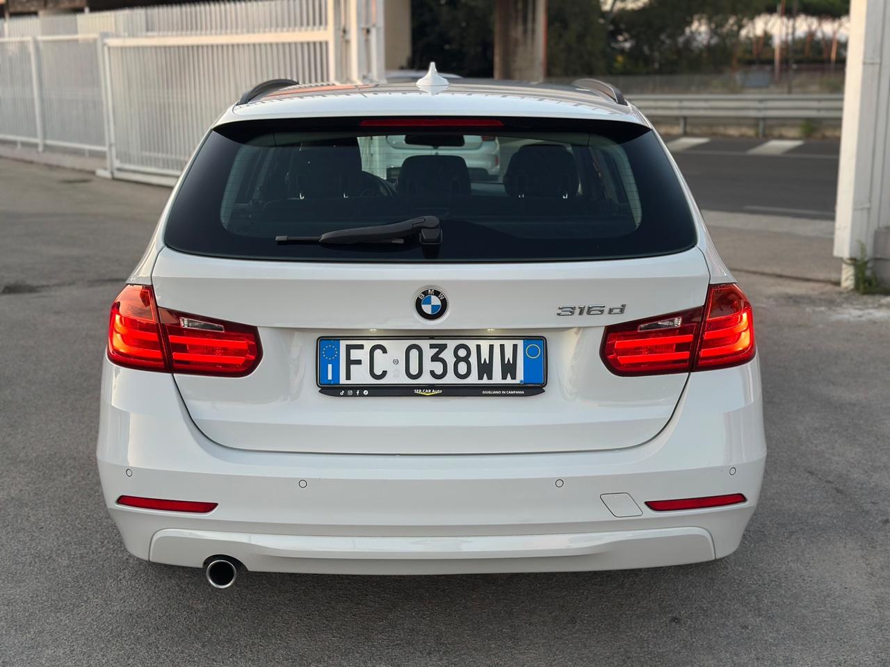Bmw Serie 316d Touring Modern 2.0 116CV DA VETRINA