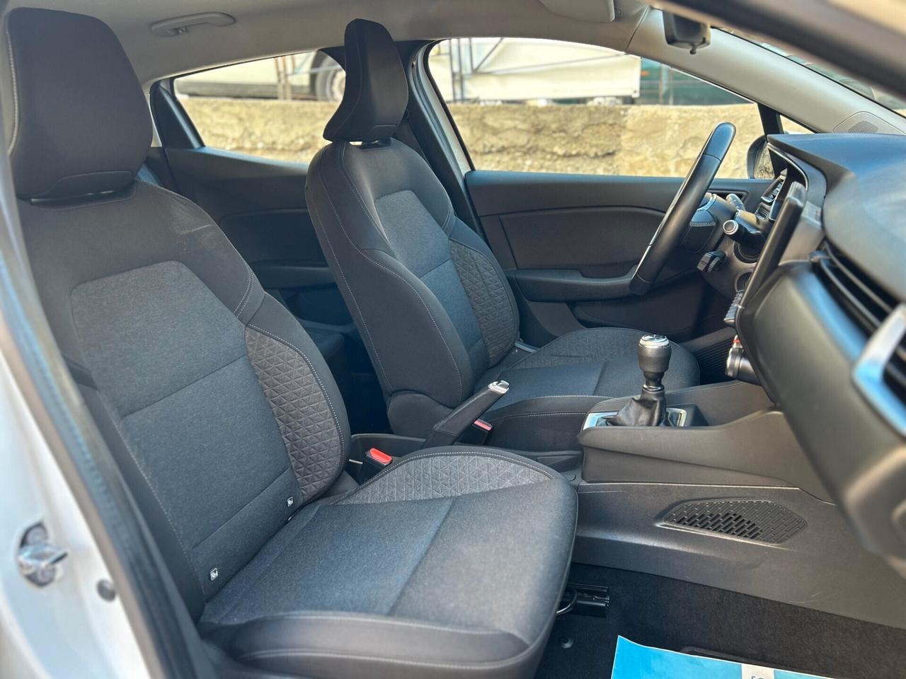 RENAULT CLIO ADATTA PER NEOPATENTATI - ANNO 2020 - Cc 1.0 - Cv 100