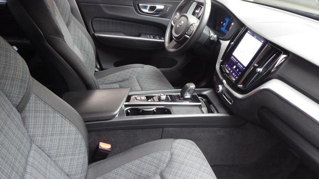 VOLVO XC60 B4 automatico Core
