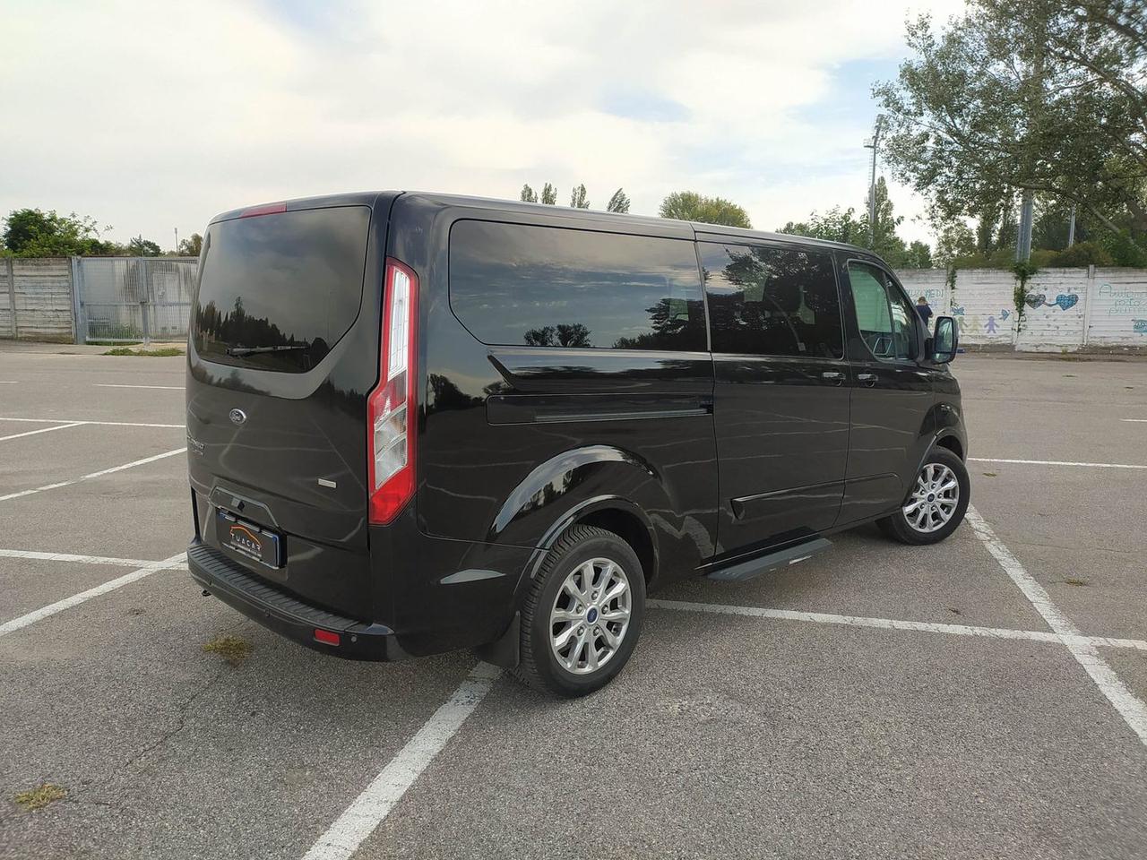 Ford Tourneo Custom titanium #50581
