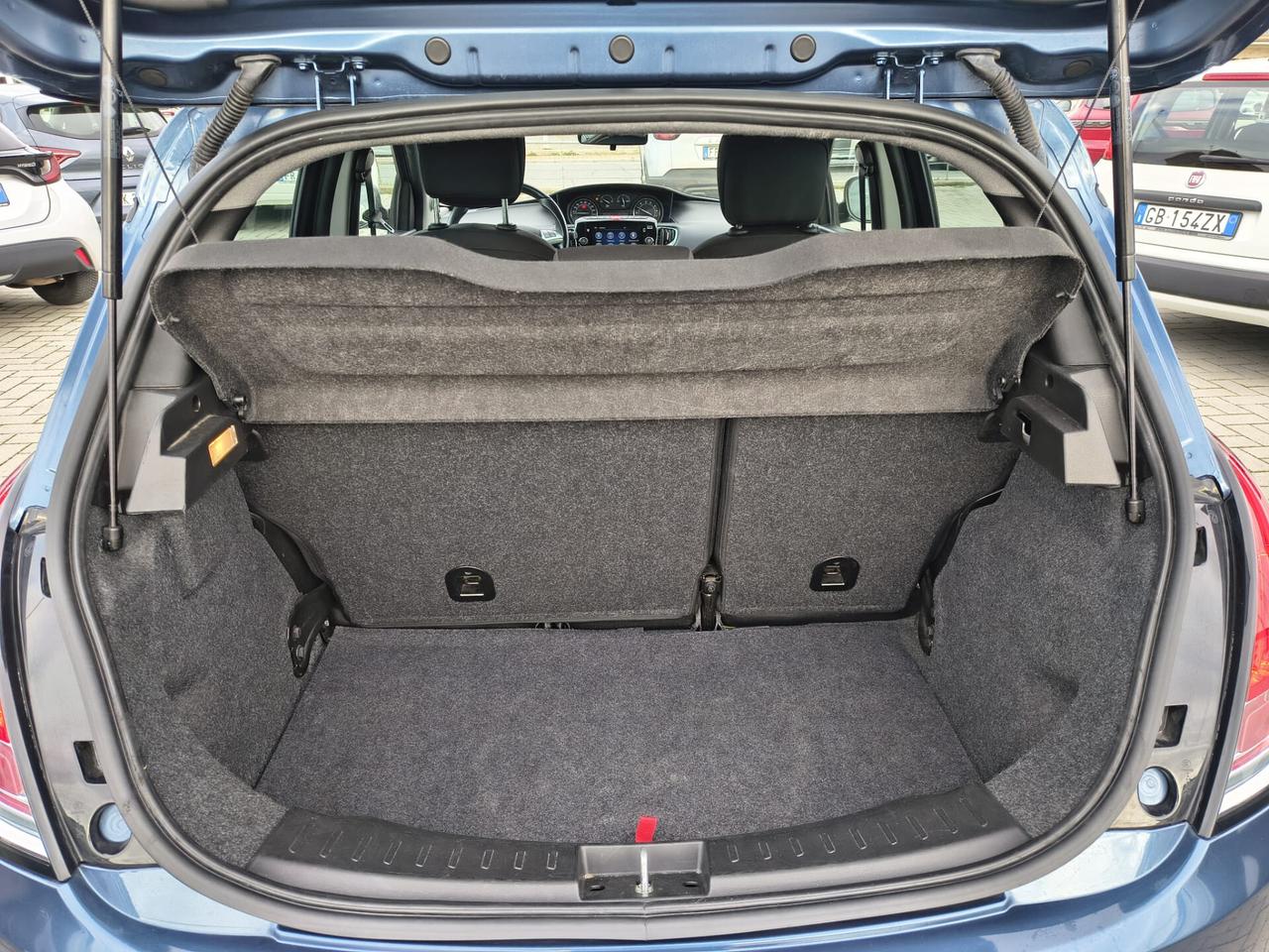 Lancia Ypsilon 1.0 Hybrid 5 POSTI*PREZZO REALE, SENZA OBBLIGHI*