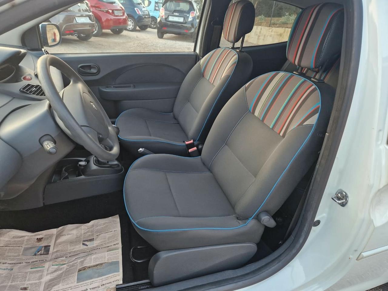 Renault Twingo 1.2 16V Live