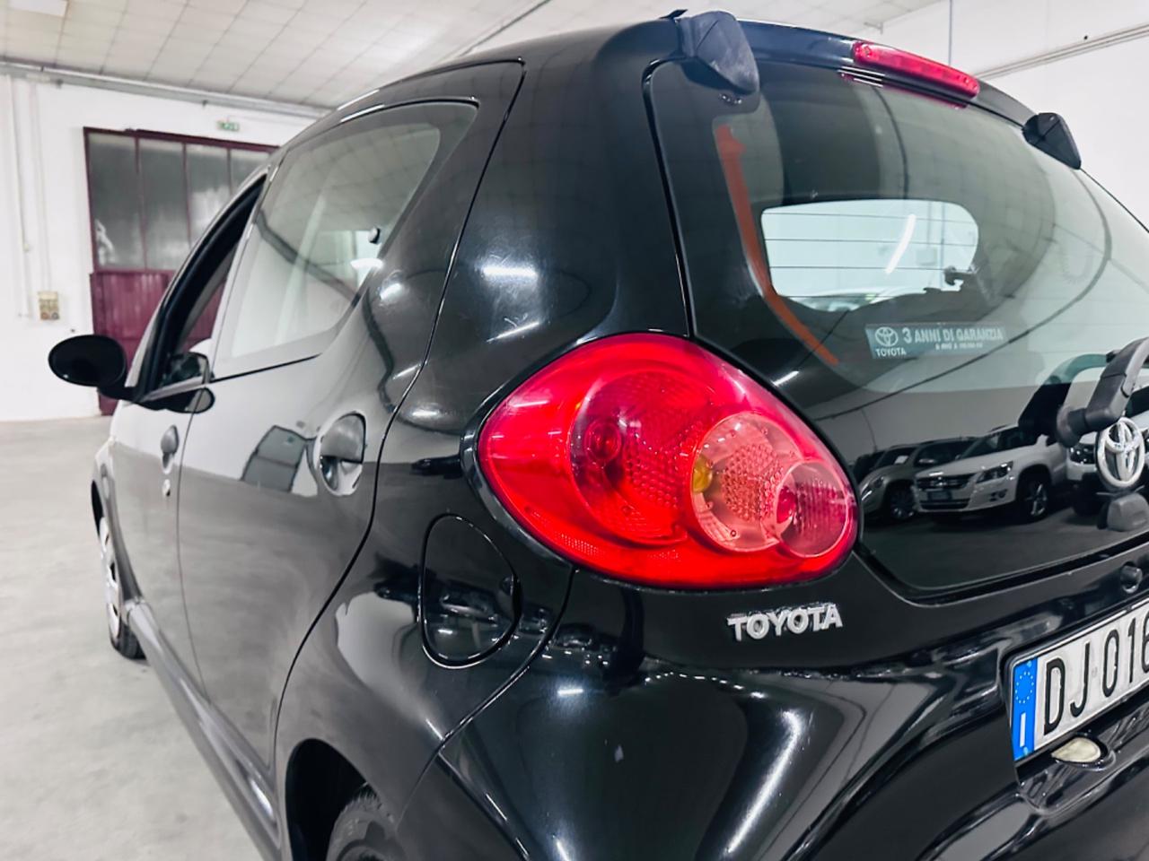 Toyota Aygo 1.0 12V VVT-i 5 porte