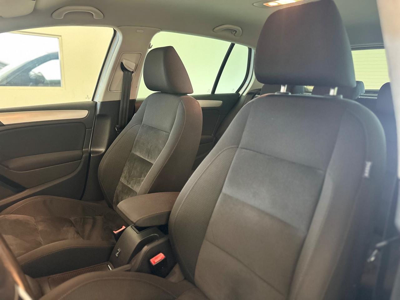 Volkswagen Golf 1.6 TDI DSG 5p. Highline NEOPATENTATI AUTOMATICA
