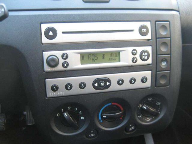 FORD Fiesta 1.2 16V 5 PORTE ZETEC
