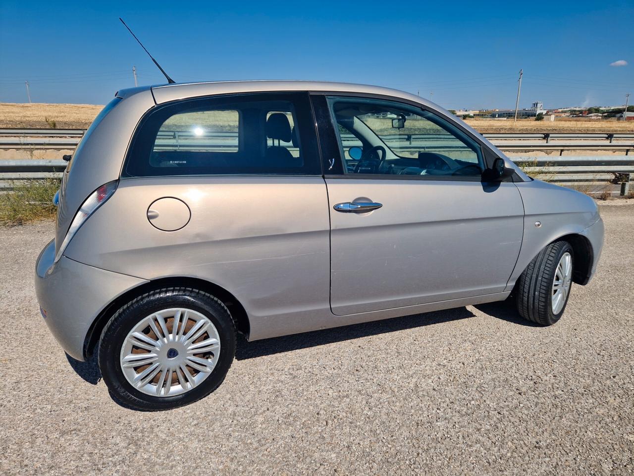 Lancia Ypsilon 1.2 Argento