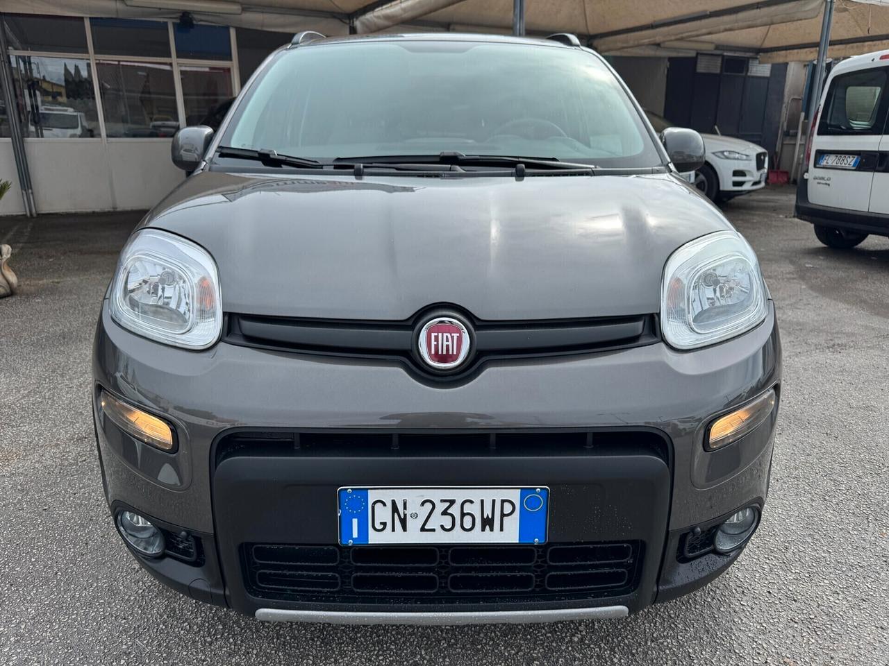 Fiat Panda 1.0 Lounge S&S Hybrid Red