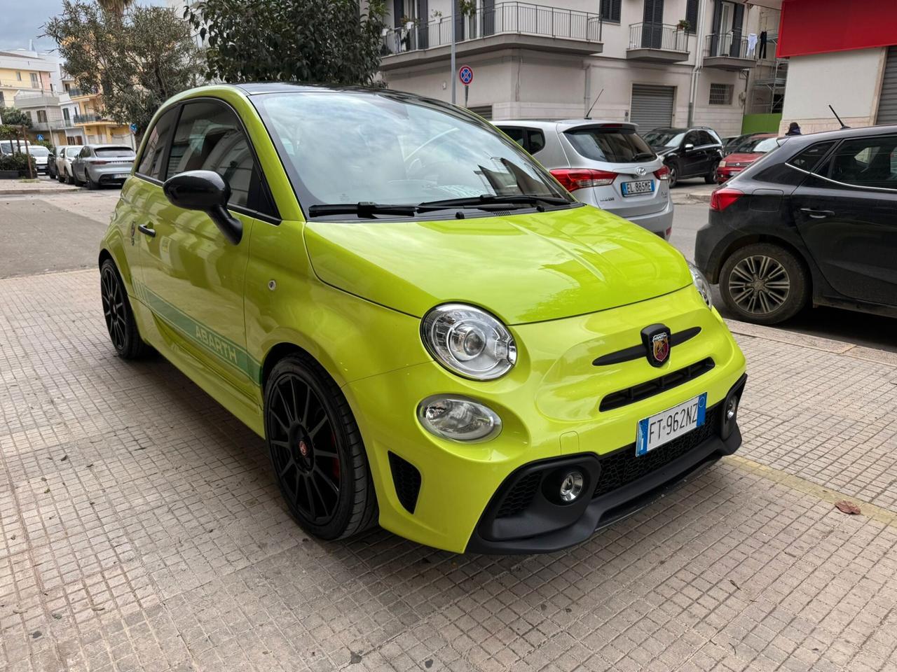 Abarth 595 1.4 Turbo T-Jet 180 CV Competizione