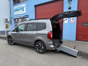 Renault Kangoo automatico per disabili con pianale ribassato