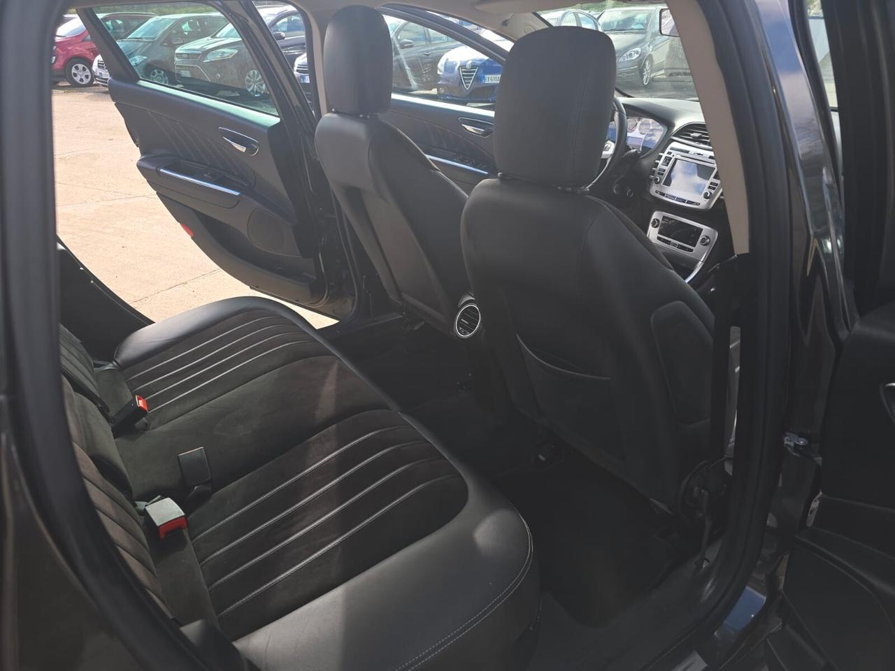 Lancia Delta 1.6 MJT DPF Platino