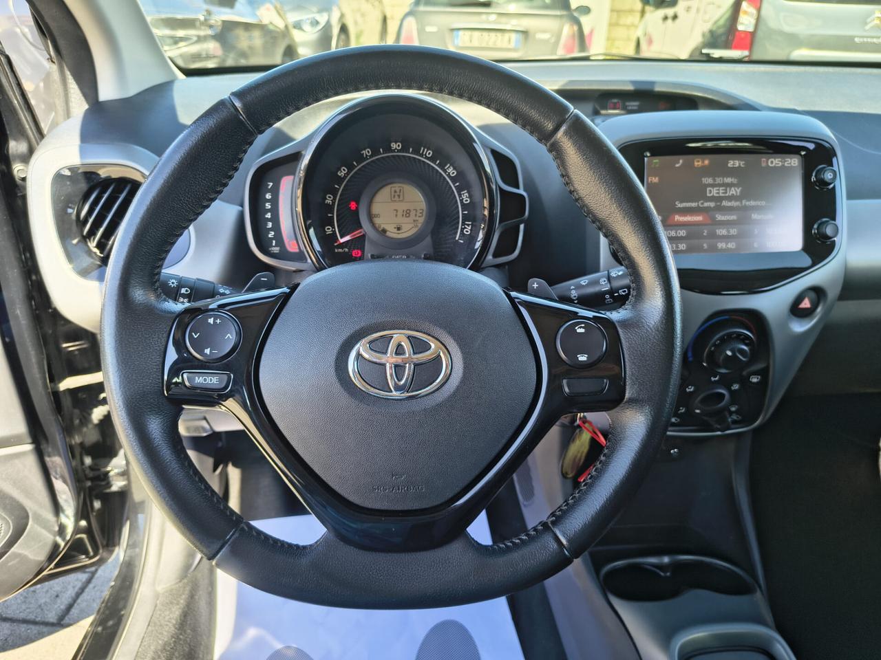 Toyota Aygo *AUTOMATICO* 1.0 BZ 5 porte