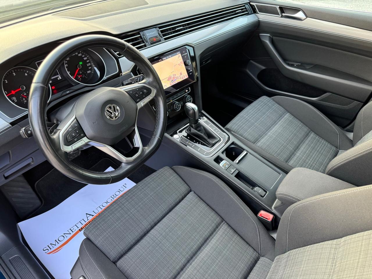 VOLKSWAGEN PASSAT 1.6 Tdi EVO Dsg - Led Navi
