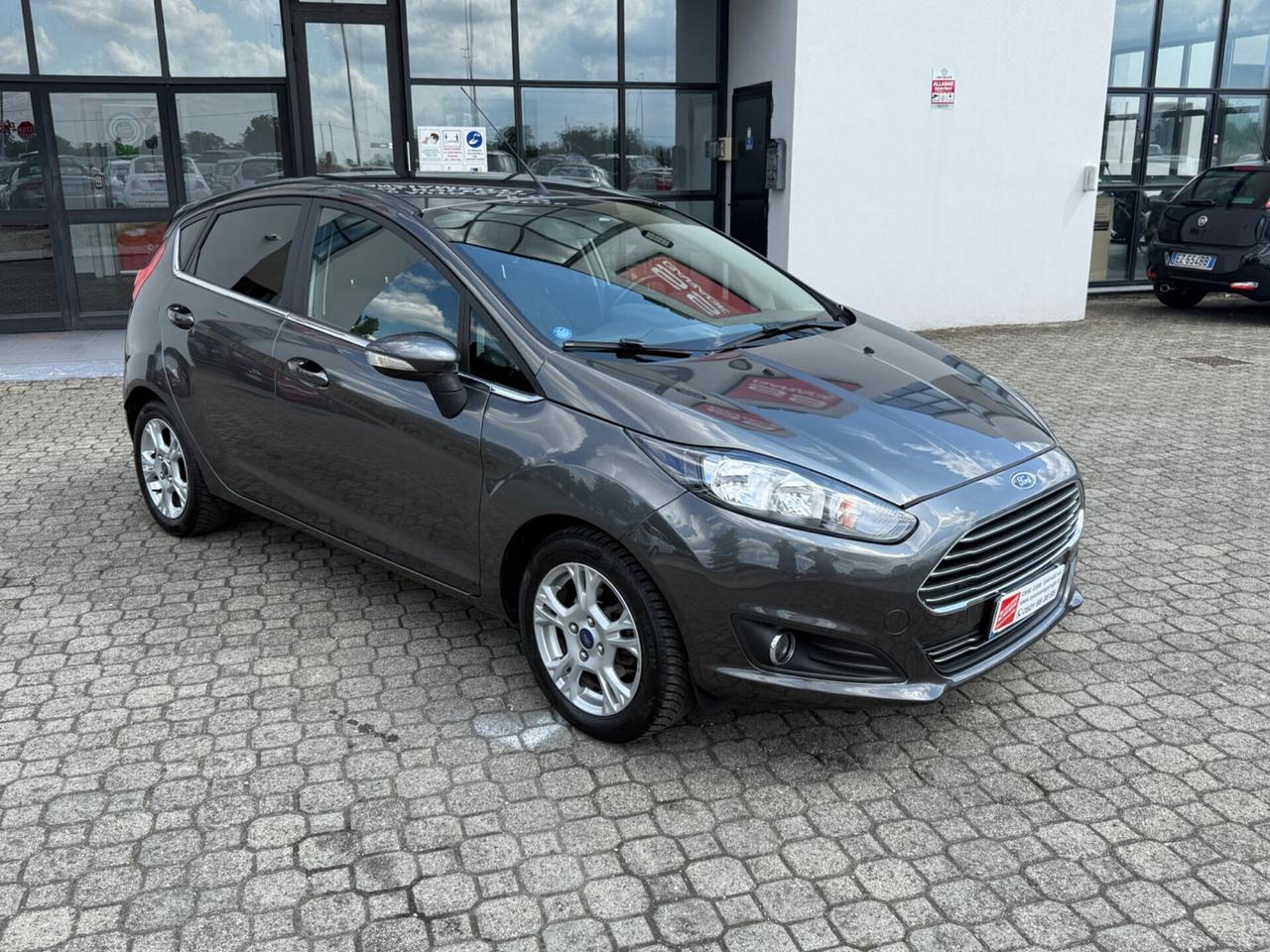 Ford Fiesta 1.0b. 5 porte|AUTOMATICO|NEOPATENTATI