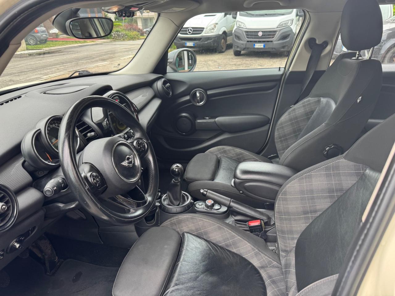 Mini 1.5 Cooper D Business