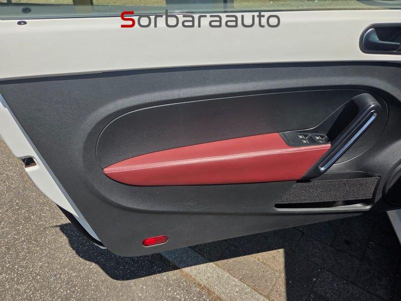 Volkswagen Maggiolino Maggiolino 1.6 tdi Design 105cv