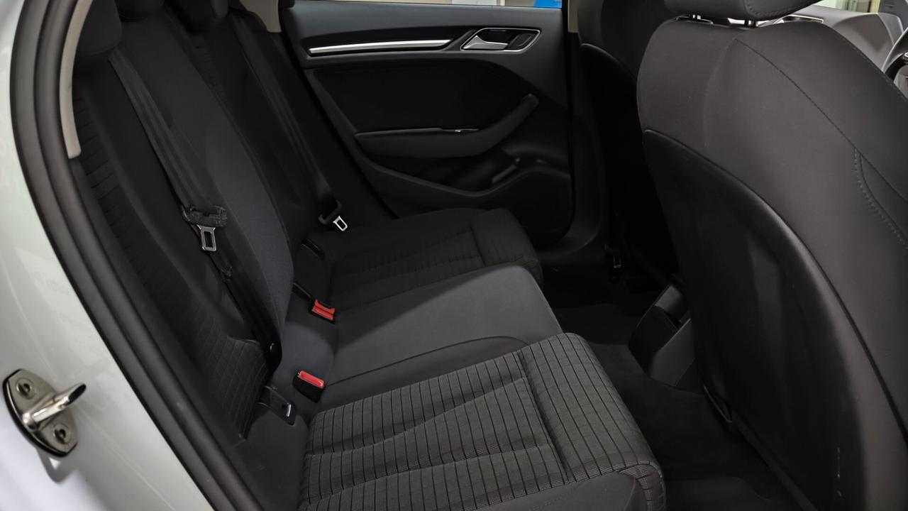 Audi A3 SPB 1.6 TDI clean diesel Business 5P