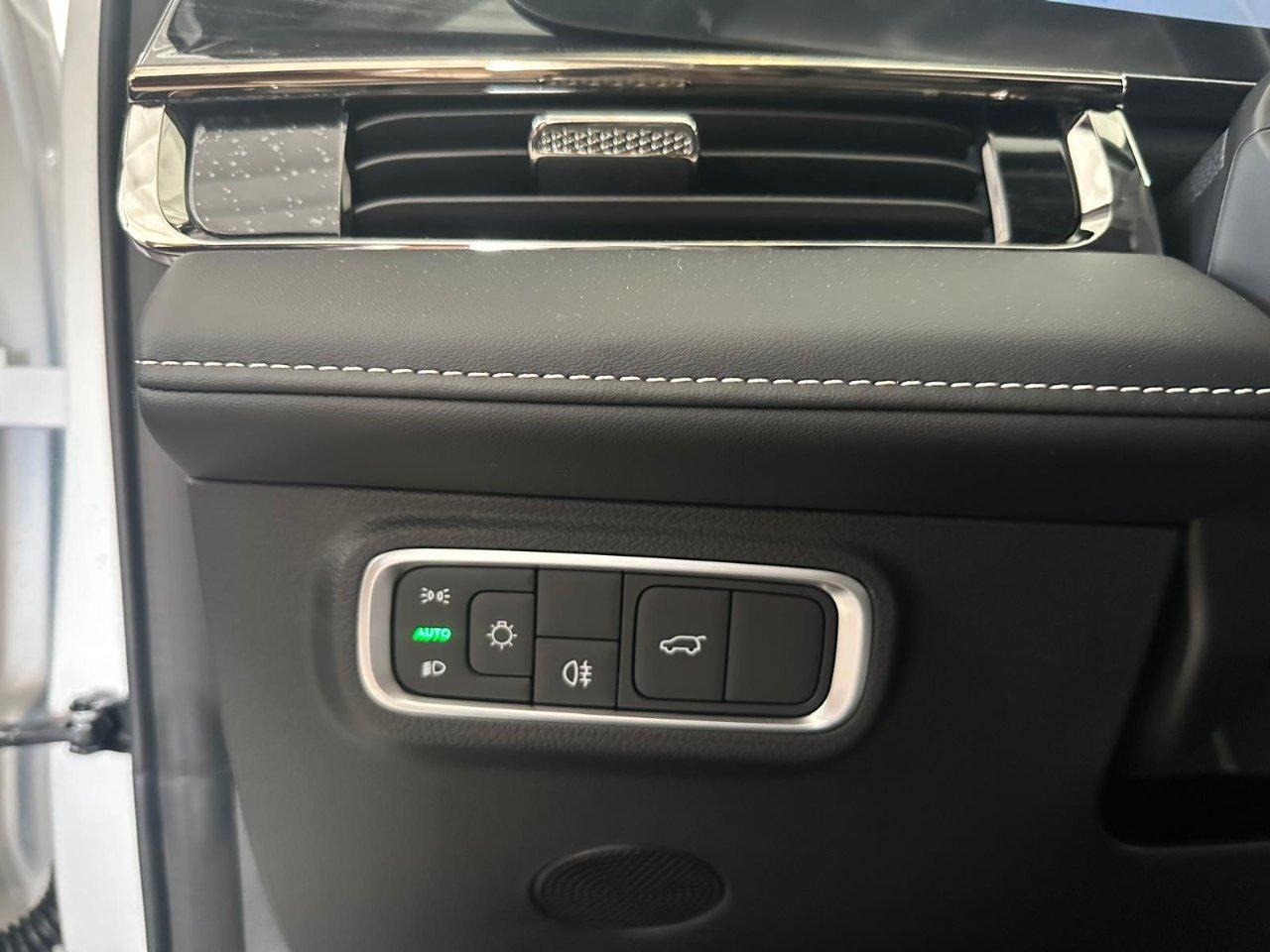 Omoda 5 Omoda 5 SHS-H 1.5 tgdi hev Premium auto NUOVA DA ORDINARE