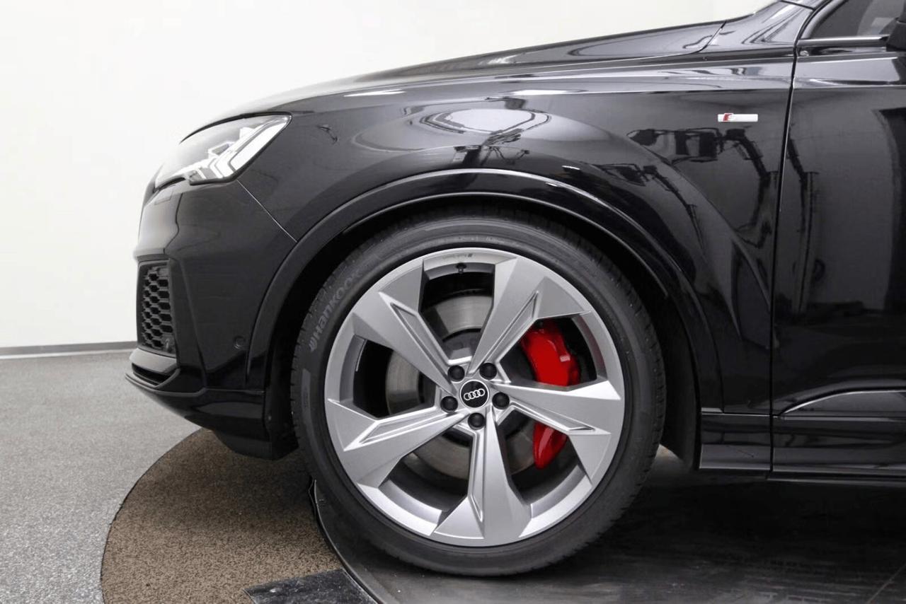 Audi Q7 60 TFSIe quattro S line