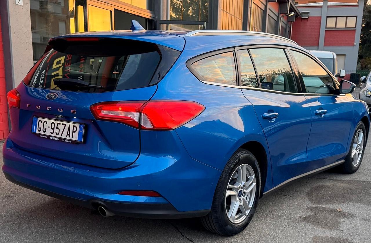 Ford Focus 1.5 120 CV SW Navi Fari Led Garanzia Full