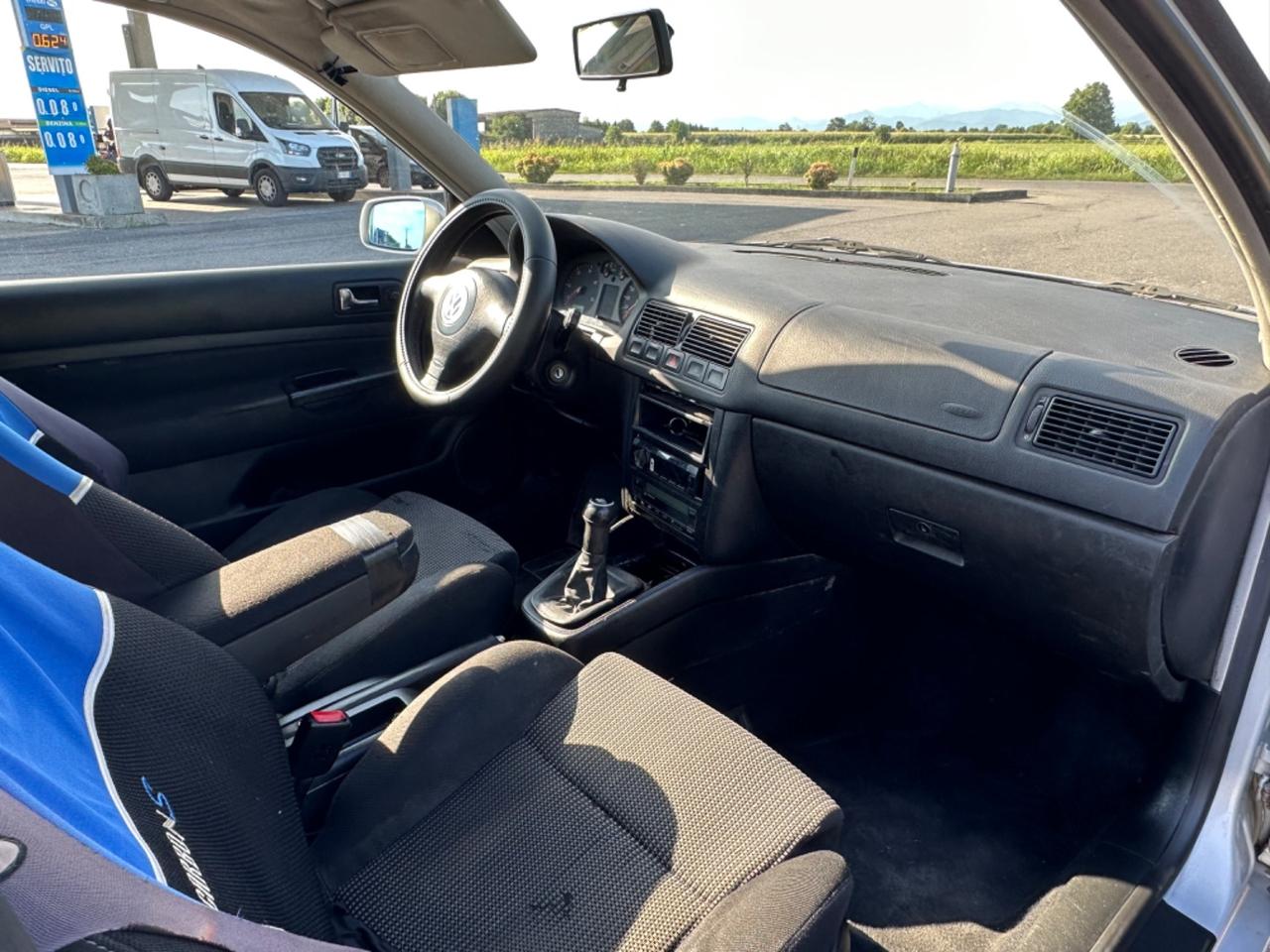 Volkswagen Golf 1.9 TDI/90 CV cat 3 porte
