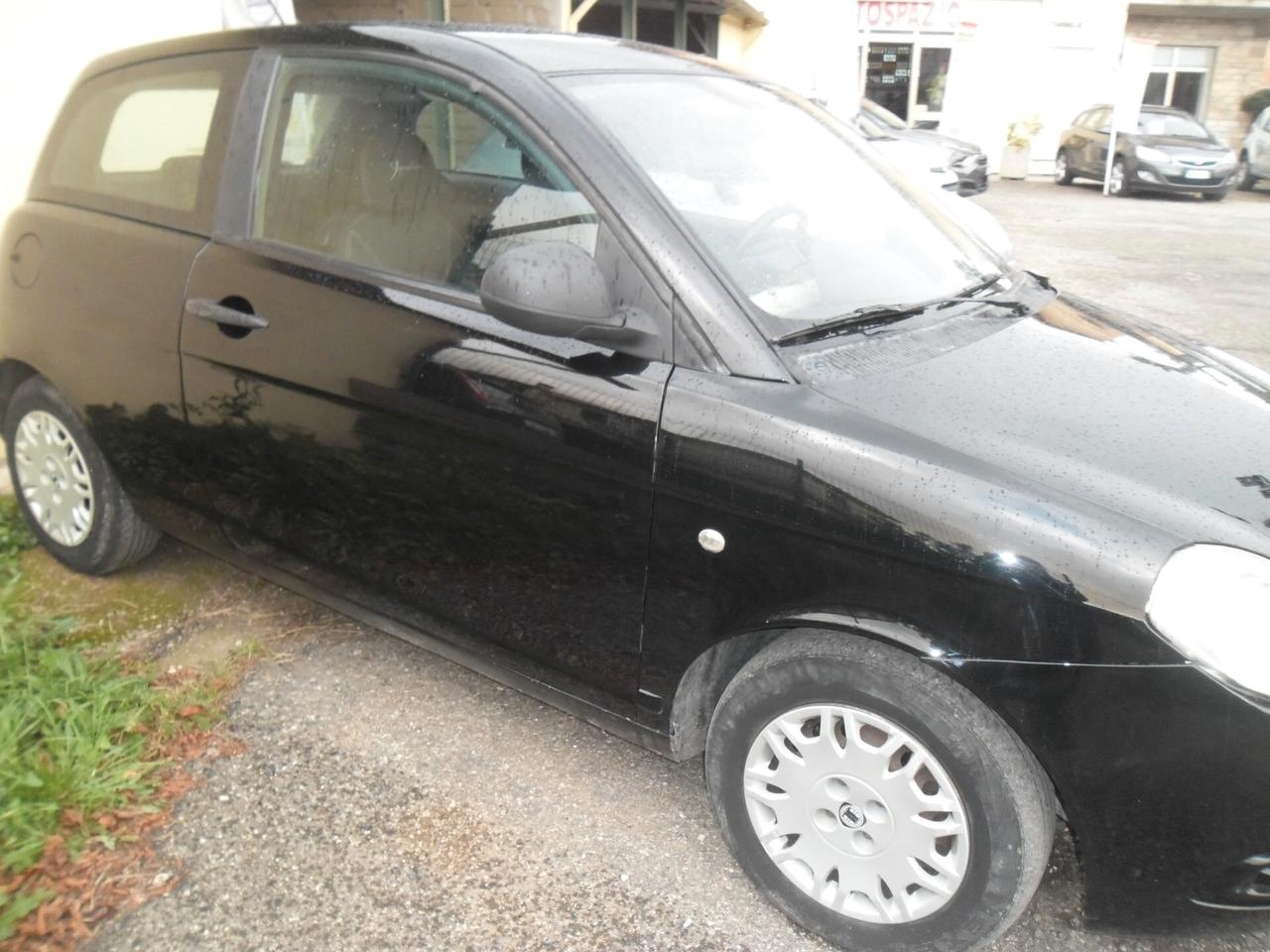 Lancia Ypsilon 1.3 Multijet 16V Argento