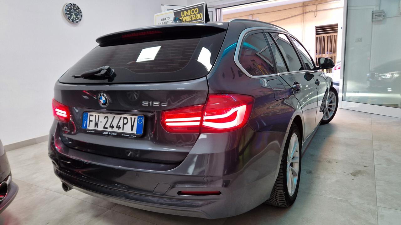 Bmw 318 318d Touring Business Advantage aut.