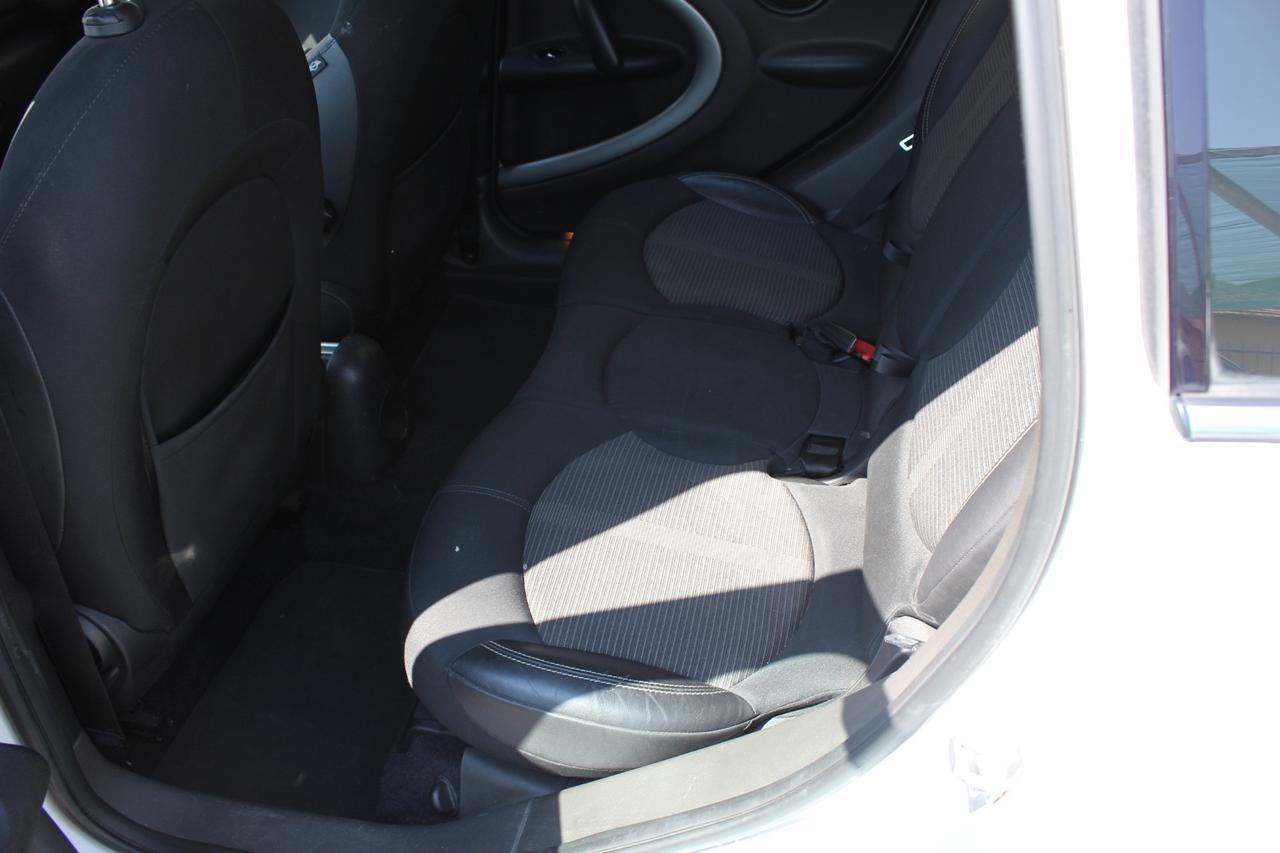 Mini Cooper D Countryman 1.6 ALL4 NAVY SENSORI